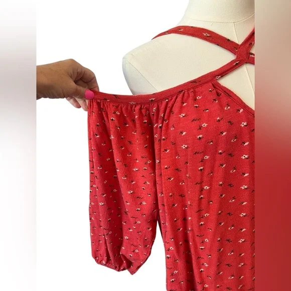 ❤️ GUC LUCKY BRAND Red Floral Off-Shoulder Criss Cross Top | Women’s Size Small - Picture 12 of 13
